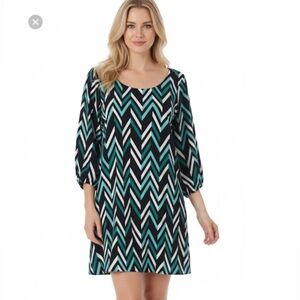 MOA MOA medium green chevron print shift dress